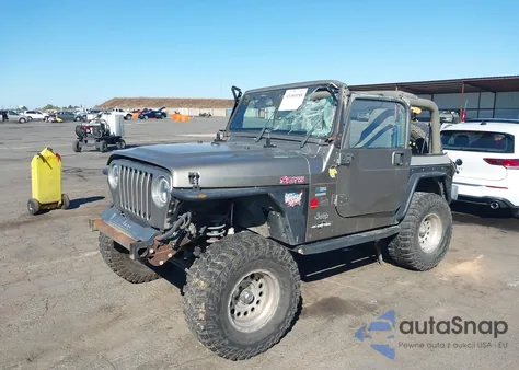 2003 Jeep Wrangler Sahara z USA, uszkodzony, nr VIN 1J4FA59S43P305628